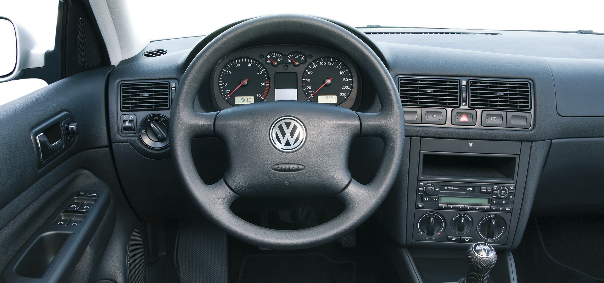 2003 VW Golf Interior